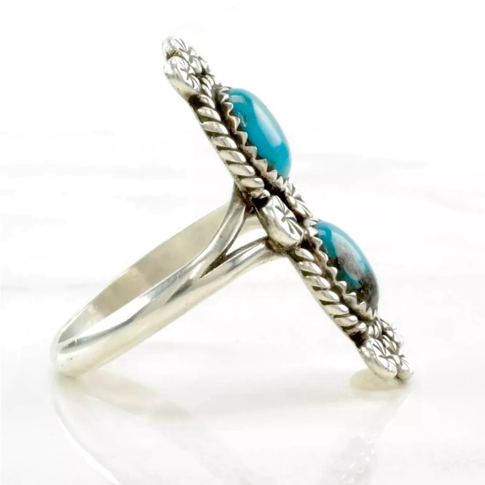 Signed - Verna Blackgoat Navajo. Old Pawn Sterling Silver Bisbee Turquoise Ring - Picture 4 of 10